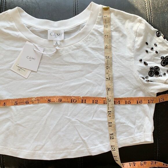 Cami NYC Crop Top ‘The Theo’ - Picture 7 of 8